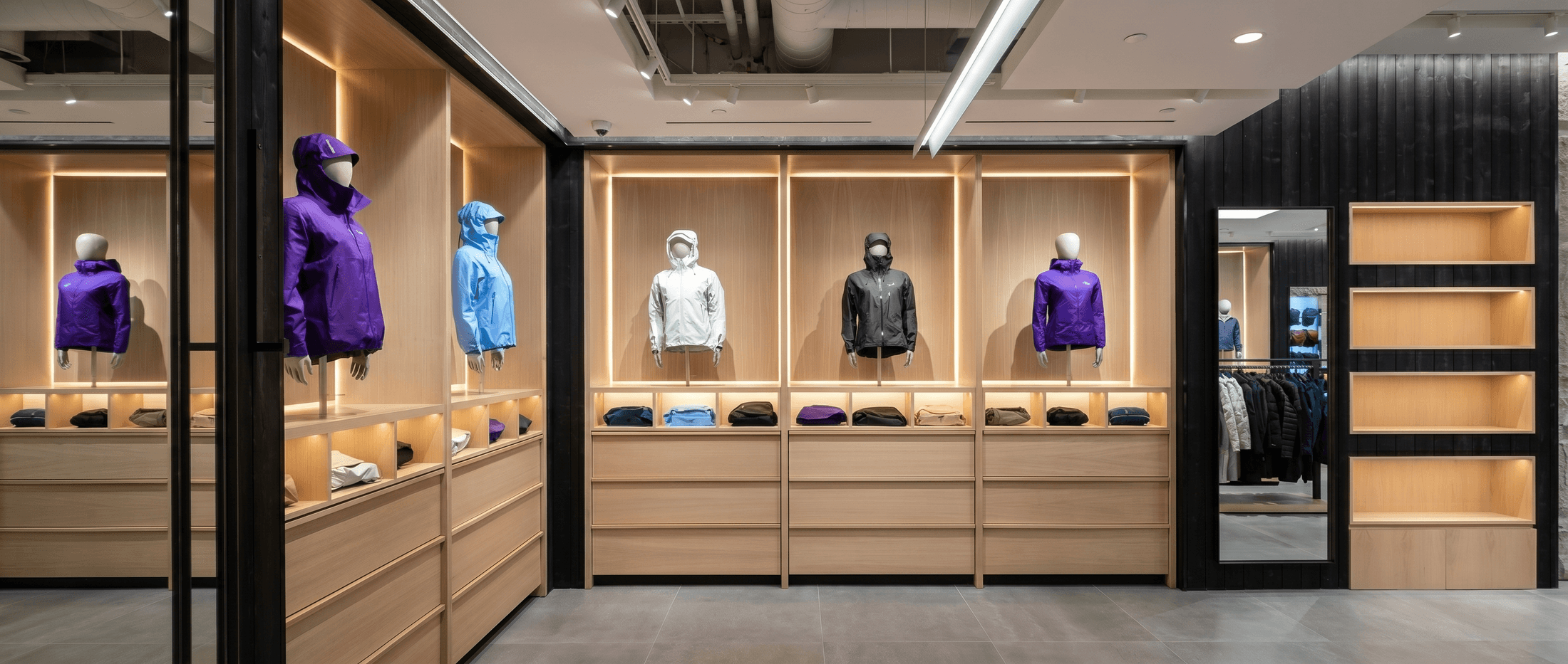 Arc'teryx Retail Display Buildout